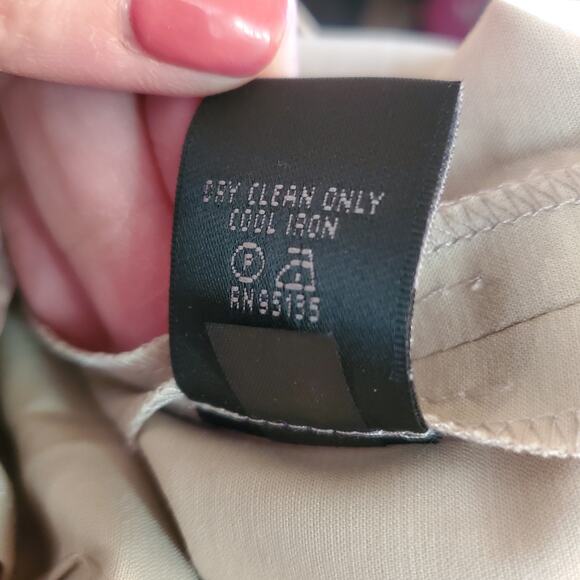 LAFAYETTE 148 NEW YORK MENSWEAR Khaki /Tan Stretch Slacks Pants Size 12 - Picture 8 of 9